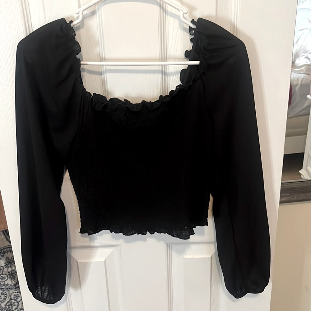 Smocked Black Long Sleeve Crop Top
